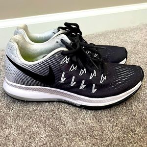 Nike Zoom Pegasus 33 Size 5